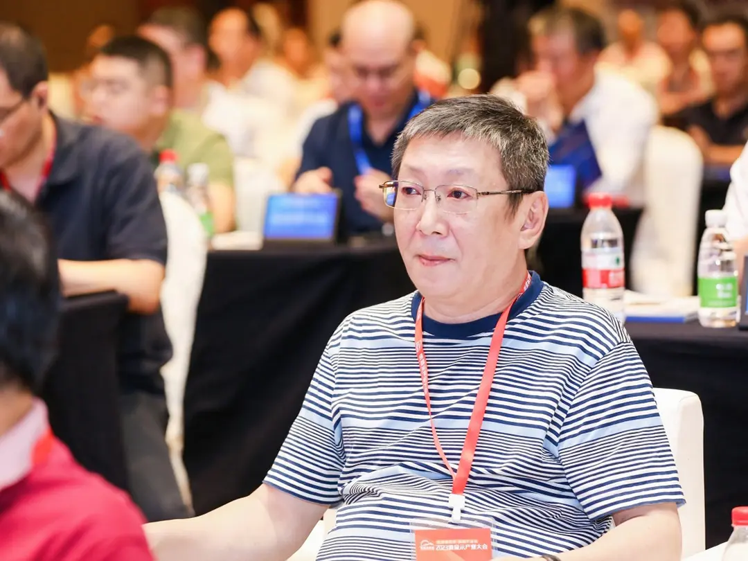 Hengyunlian: Be a disruptor in the field of LED transparent display