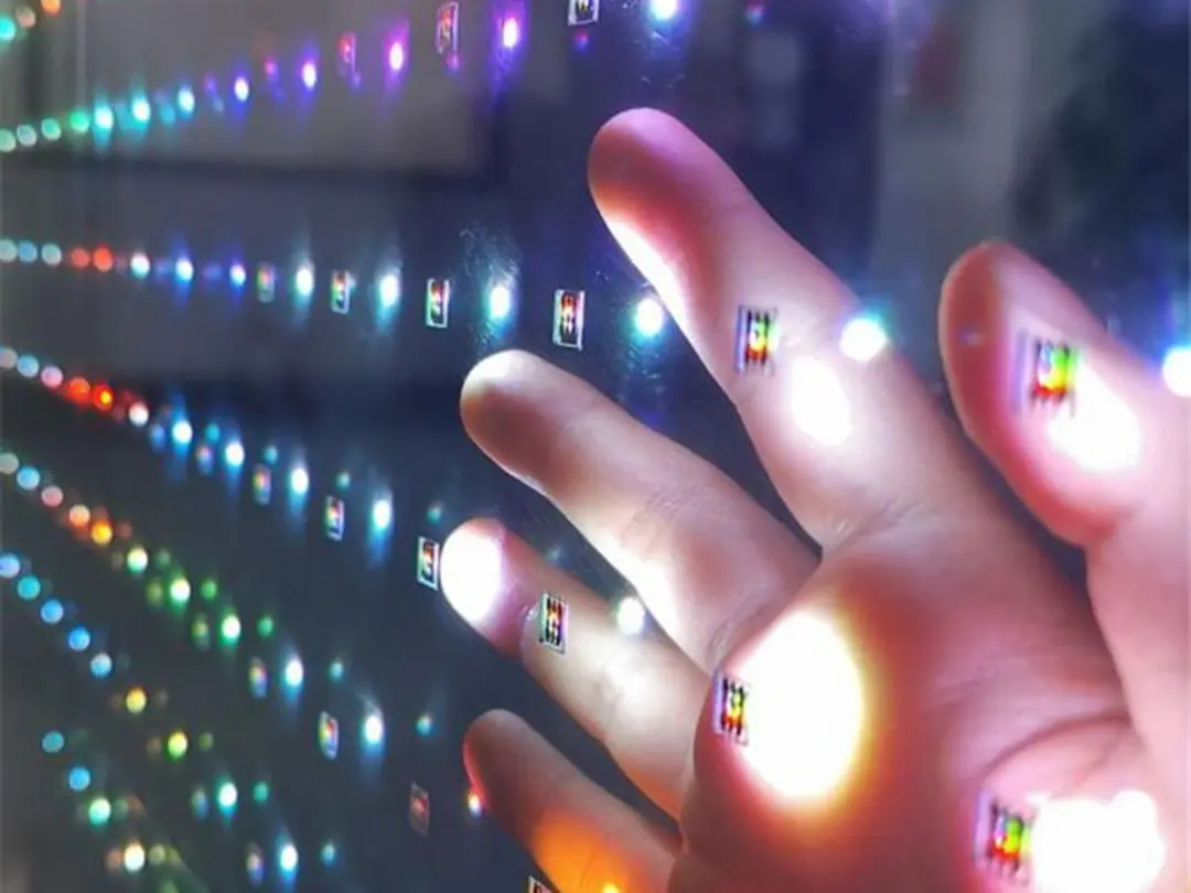 New advantages of full-color LED transparent screen